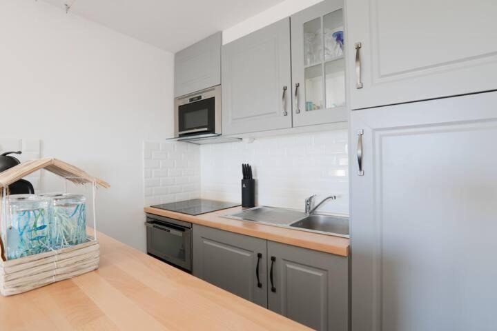 Sur L'Ilot De St Martin Au Centre Du Port Vue Exceptionnelle ! Apartman Saint-Martin-de-Ré Kültér fotó