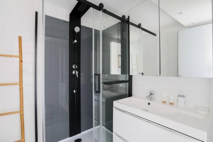 Sur L'Ilot De St Martin Au Centre Du Port Vue Exceptionnelle ! Apartman Saint-Martin-de-Ré Kültér fotó